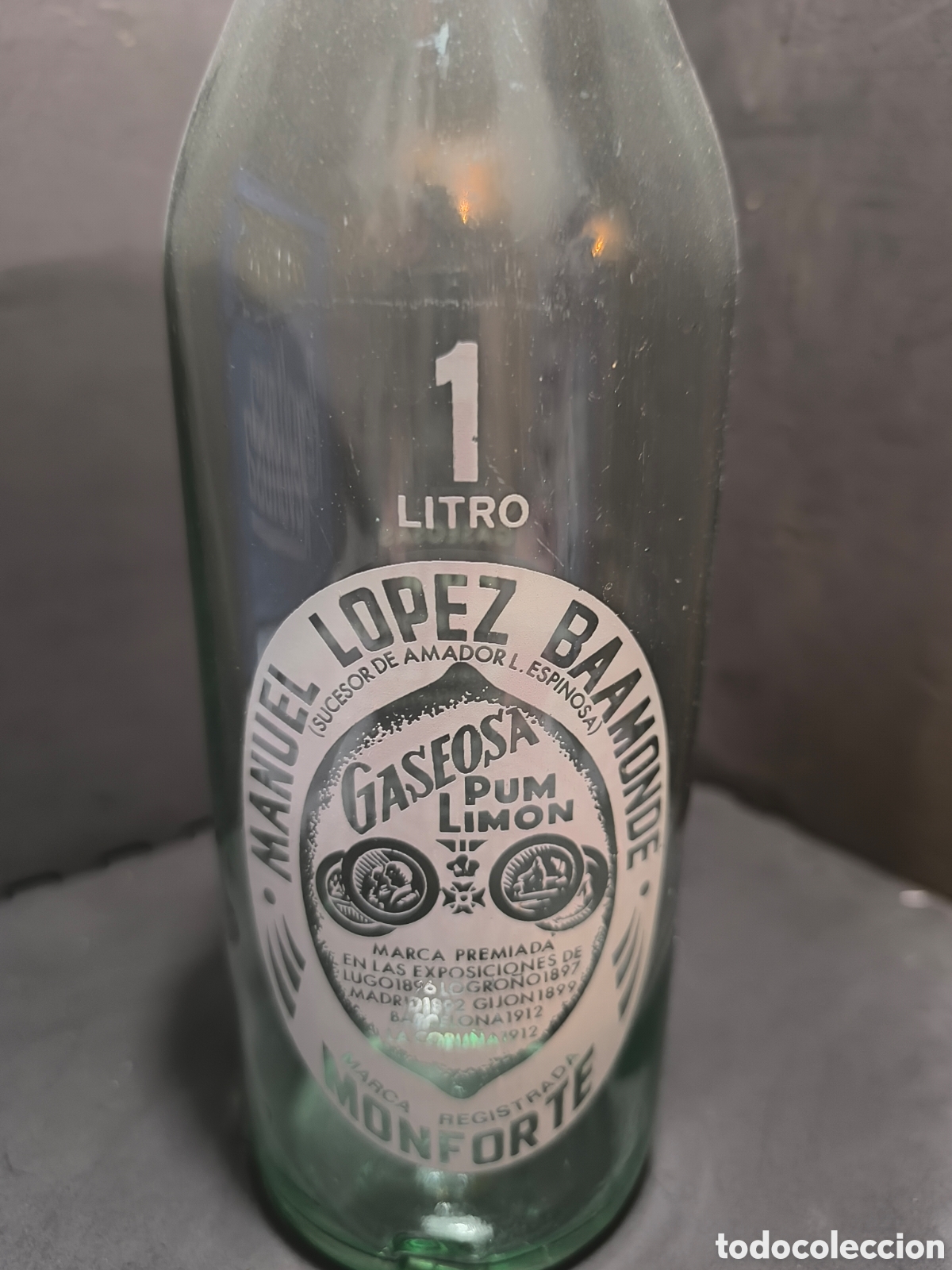Antig&uuml;edades: Botella antigua de gaseosa