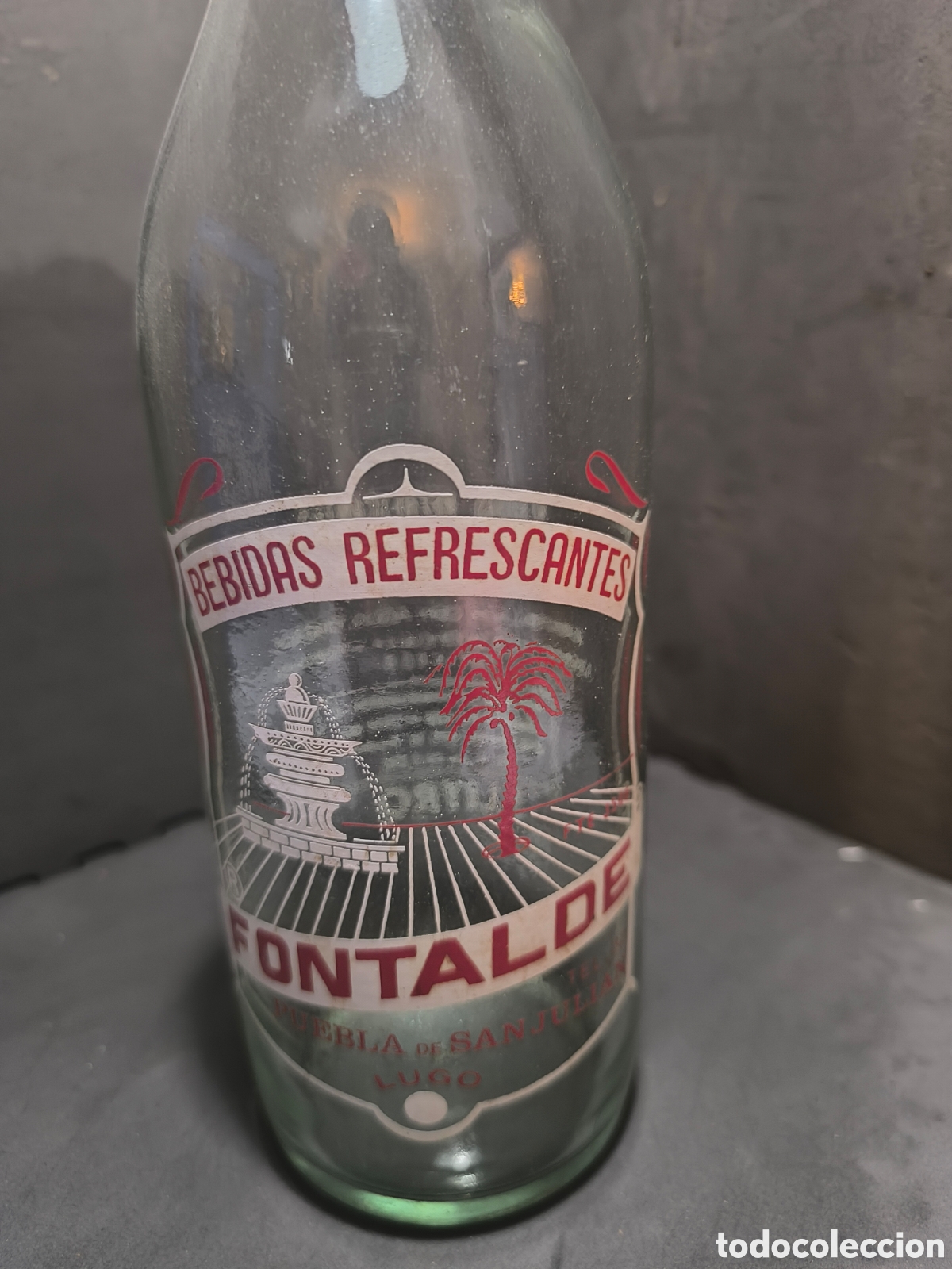 Antig&uuml;edades: Botella antigua de gaseosa