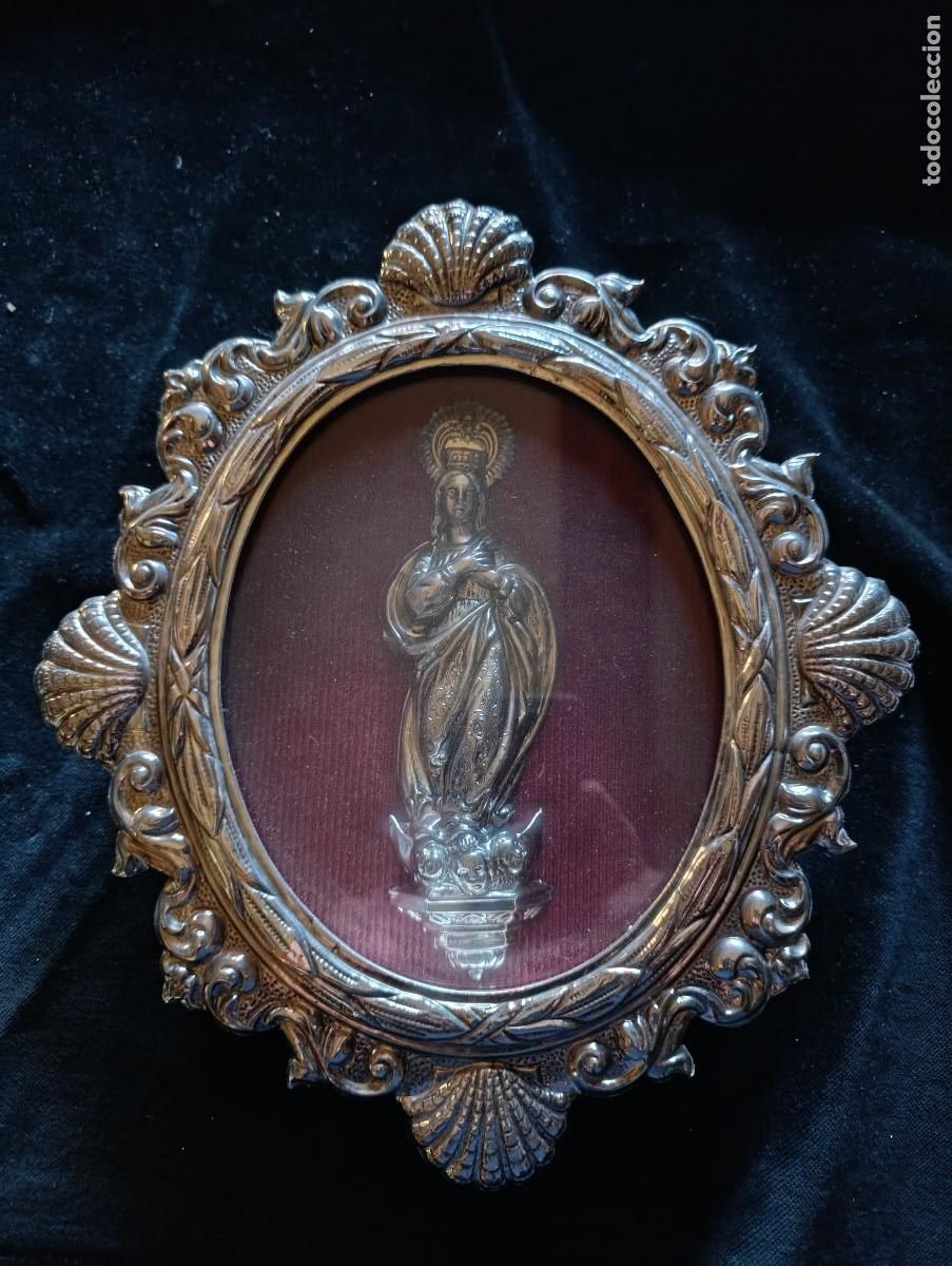 Antig&uuml;edades: Gran relicario con Virgen Inmaculada Concepci&oacute;n metal plateado