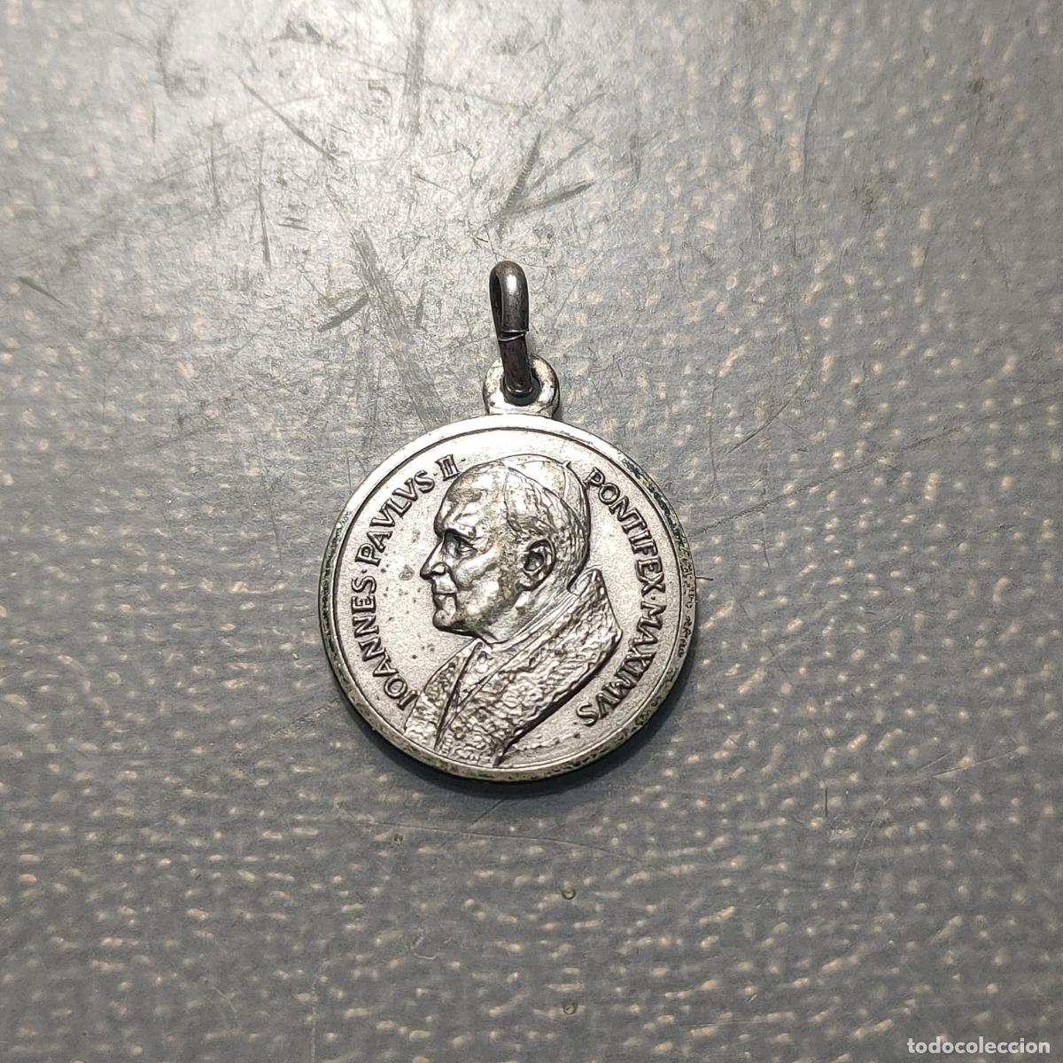 Antig&uuml;edades: MEDALLA RELIGIOSA PAPA JUAN PABLO II VIRGEN CHESTOKOWA PLATA