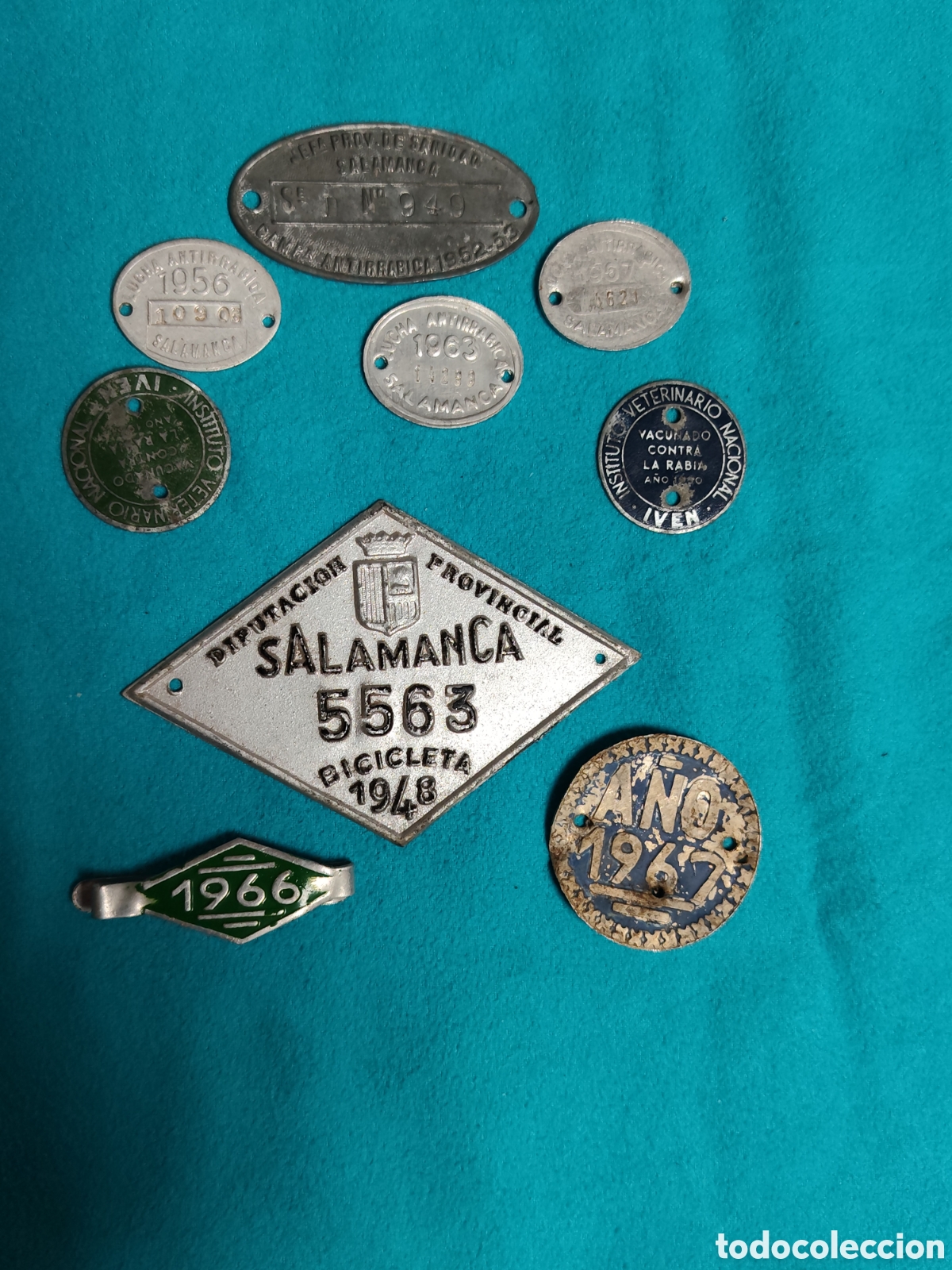Antig&uuml;edades: Lote 8 Chapas Antiguas Rodaje Bicicleta y Lucha Antirr&aacute;bica (Salamanca / A&ntilde;os 40-60)