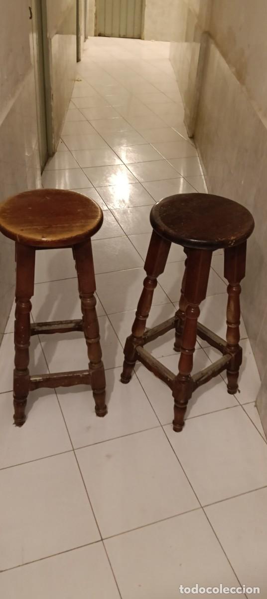Antig&uuml;edades: BANQUETAS TORNEADAS ANTIGUAS DE BAR , ESTILO RUSTICO, 6 UNIDADES, LEER DESCRIPCION