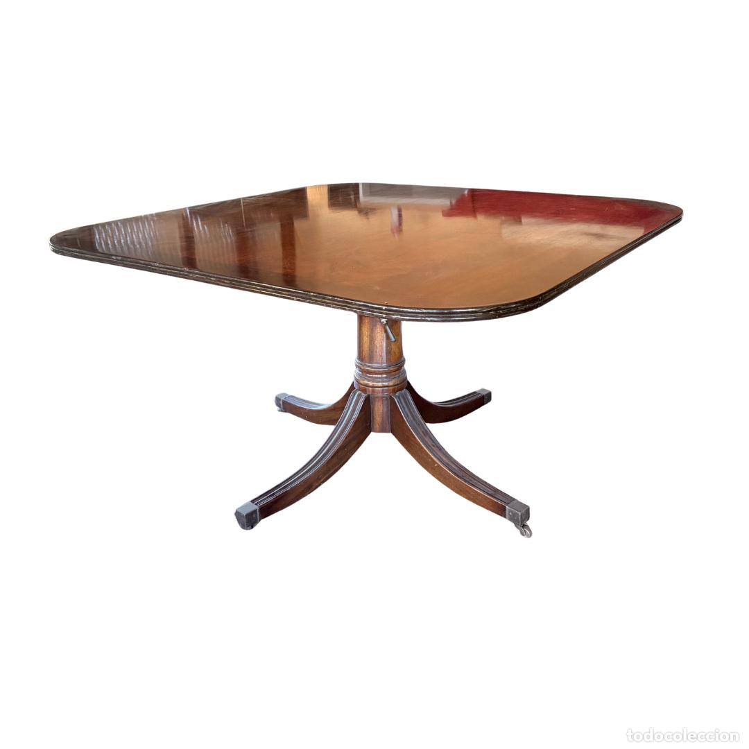 Antig&uuml;edades: Mesa antigua regulable en altura 119 cm