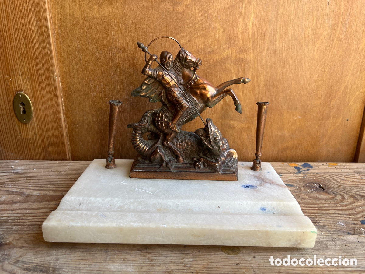 Antig&uuml;edades: Escriban&iacute;a con figura Sant Jordi Bronce