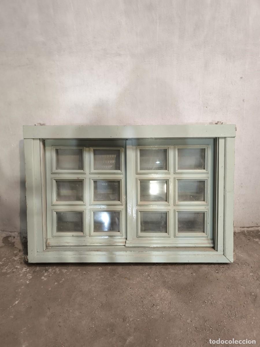 Antig&uuml;edades: VENTANA ANTIGUA DE MADERA VERDOSA CON CUARTERONES