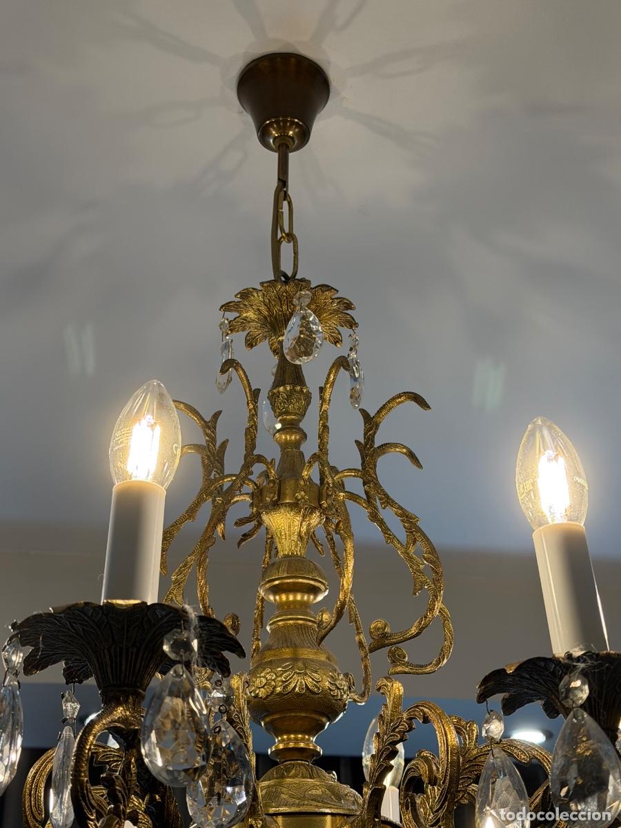 Antig&uuml;edades: L&aacute;mpara de bronce y cristal, 8 brazos - Foto 4