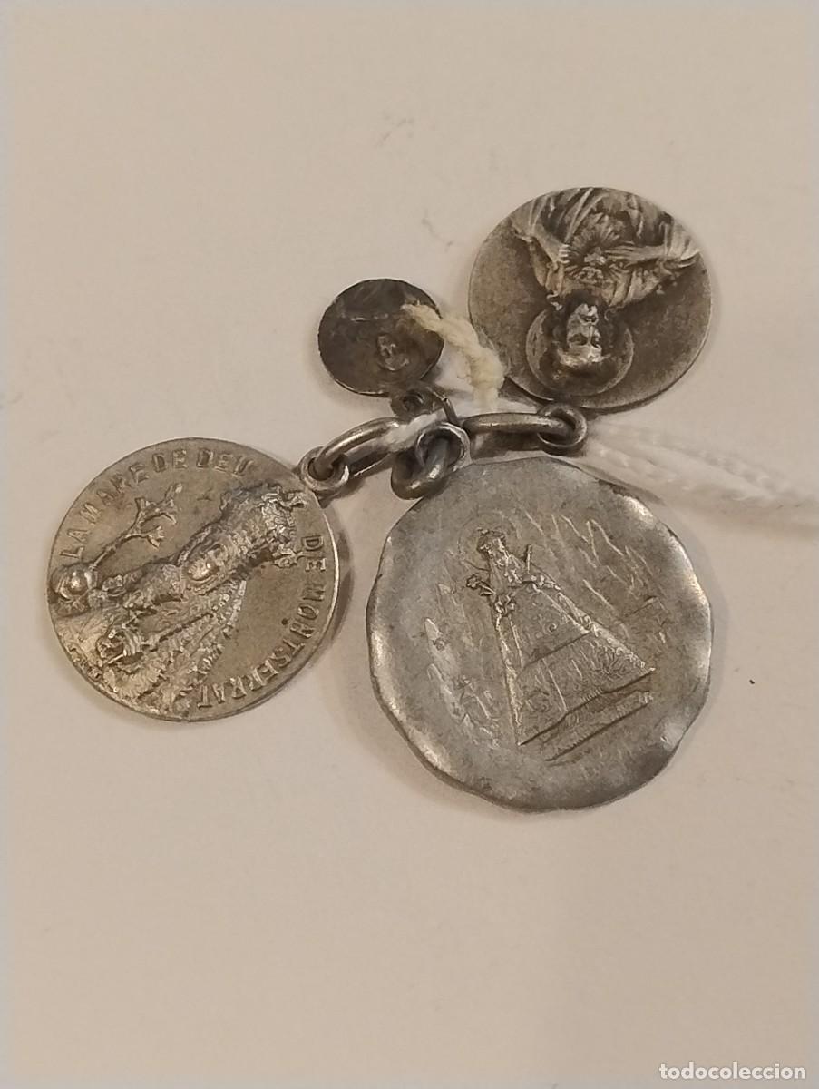 Antig&uuml;edades: Lote de 4 antiguas medallas de Nuestra Se&ntilde;ora de Montserrat. La mas grande 2 cm di&aacute;metro