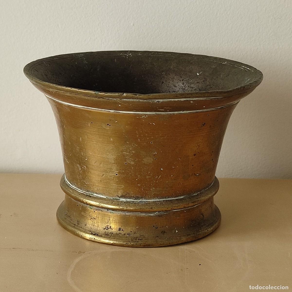 Antig&uuml;edades: Antiguo almirez de bronce - Foto 1