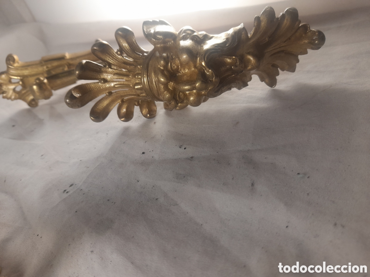 Antig&uuml;edades: Alzapa&ntilde;os antiguo de bronce - Foto 3