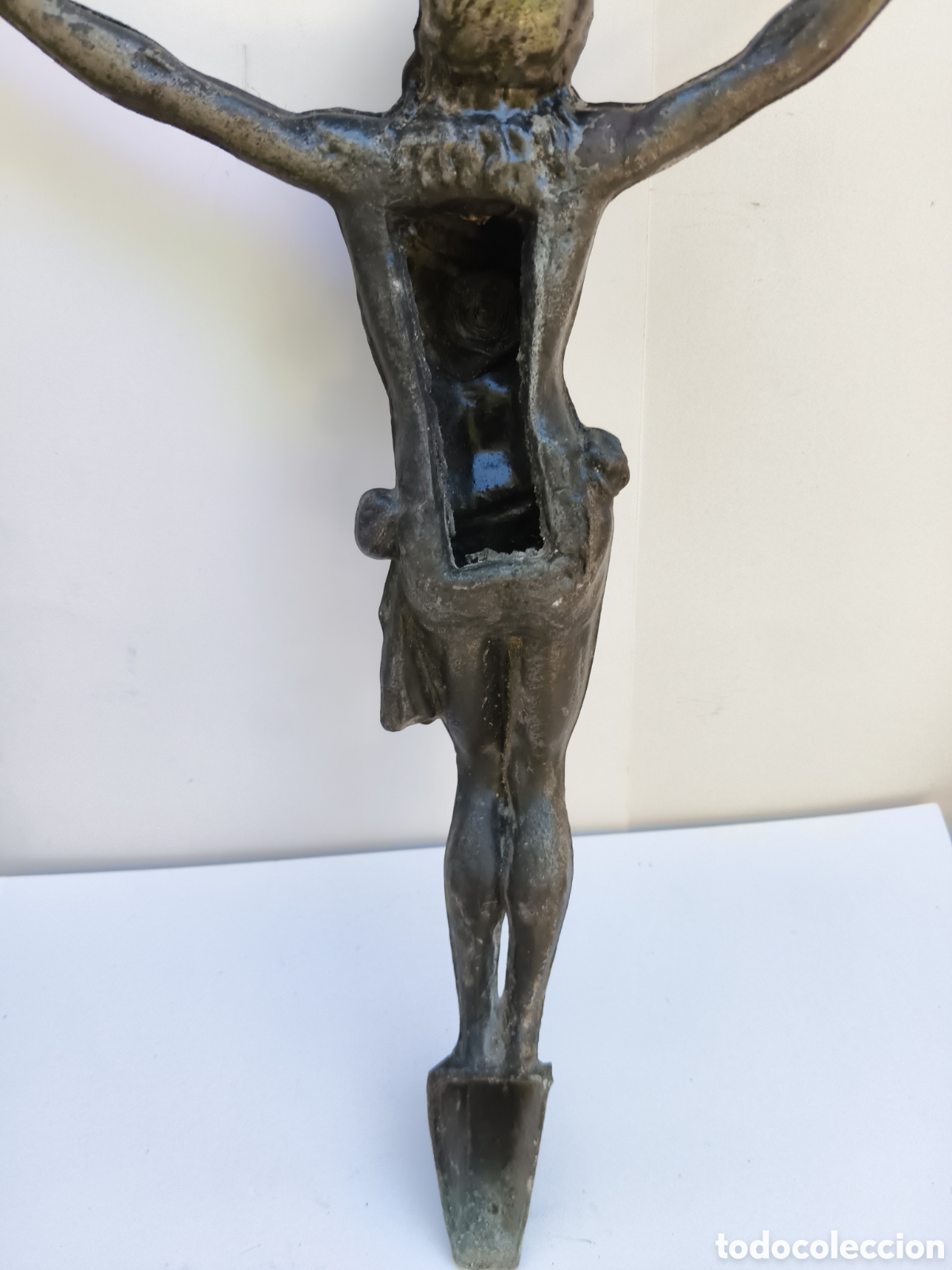 Antig&uuml;edades: Cristo exento antiguo en metal - Foto 5