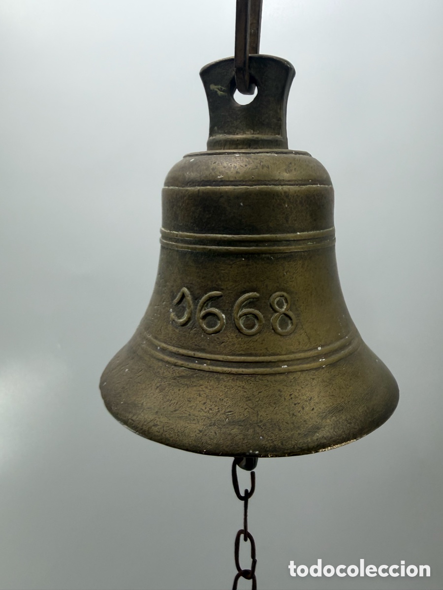 Antig&uuml;edades: ANTIGUA CAMPANA DE BRONCE &ndash; FECHA 1668 EN RELIEVE &ndash; ESCUDO HER&Aacute;LDICO &ndash; 1,575 KG