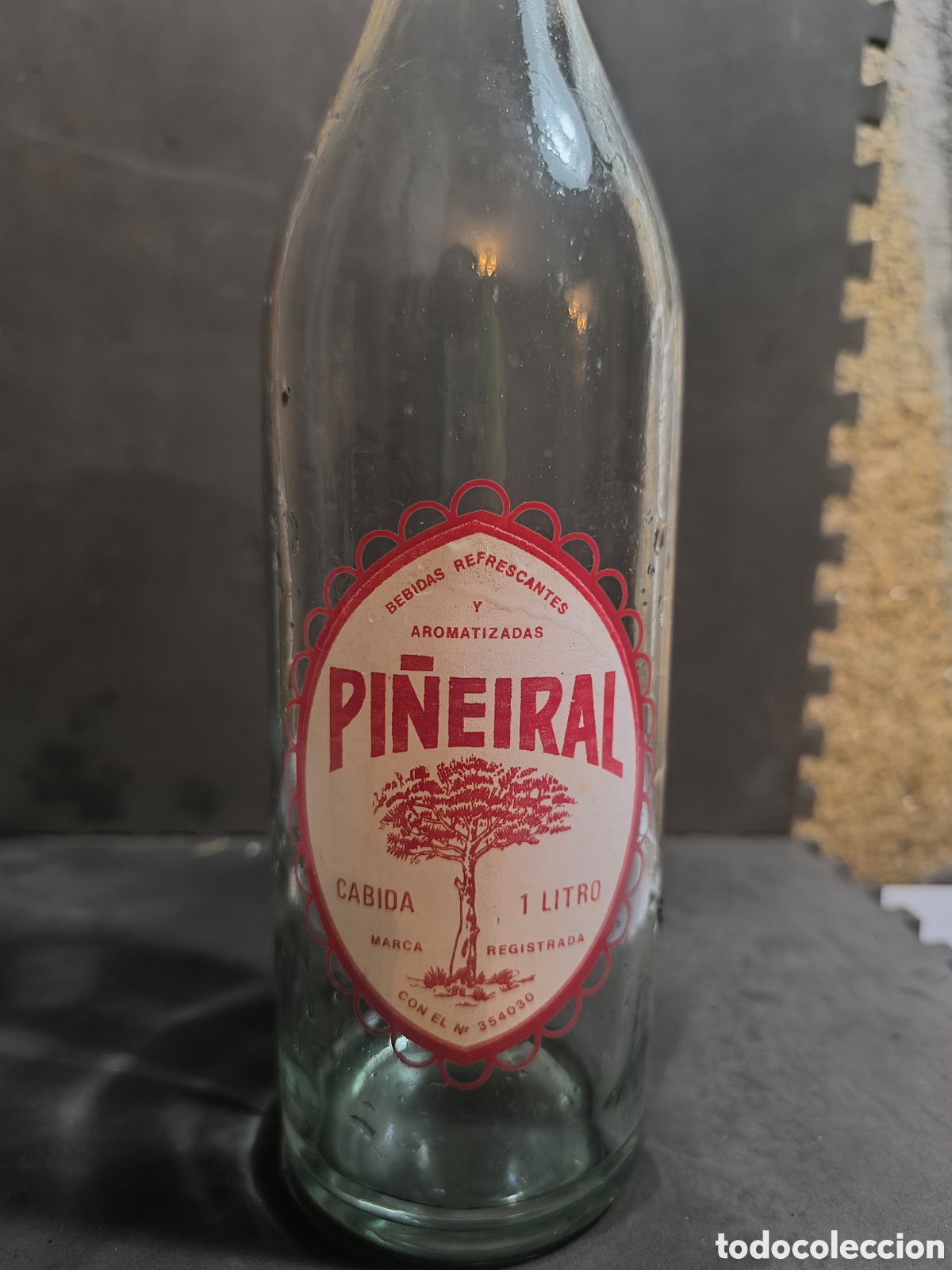 Antig&uuml;edades: Botella antigua de gaseosa - Foto 1