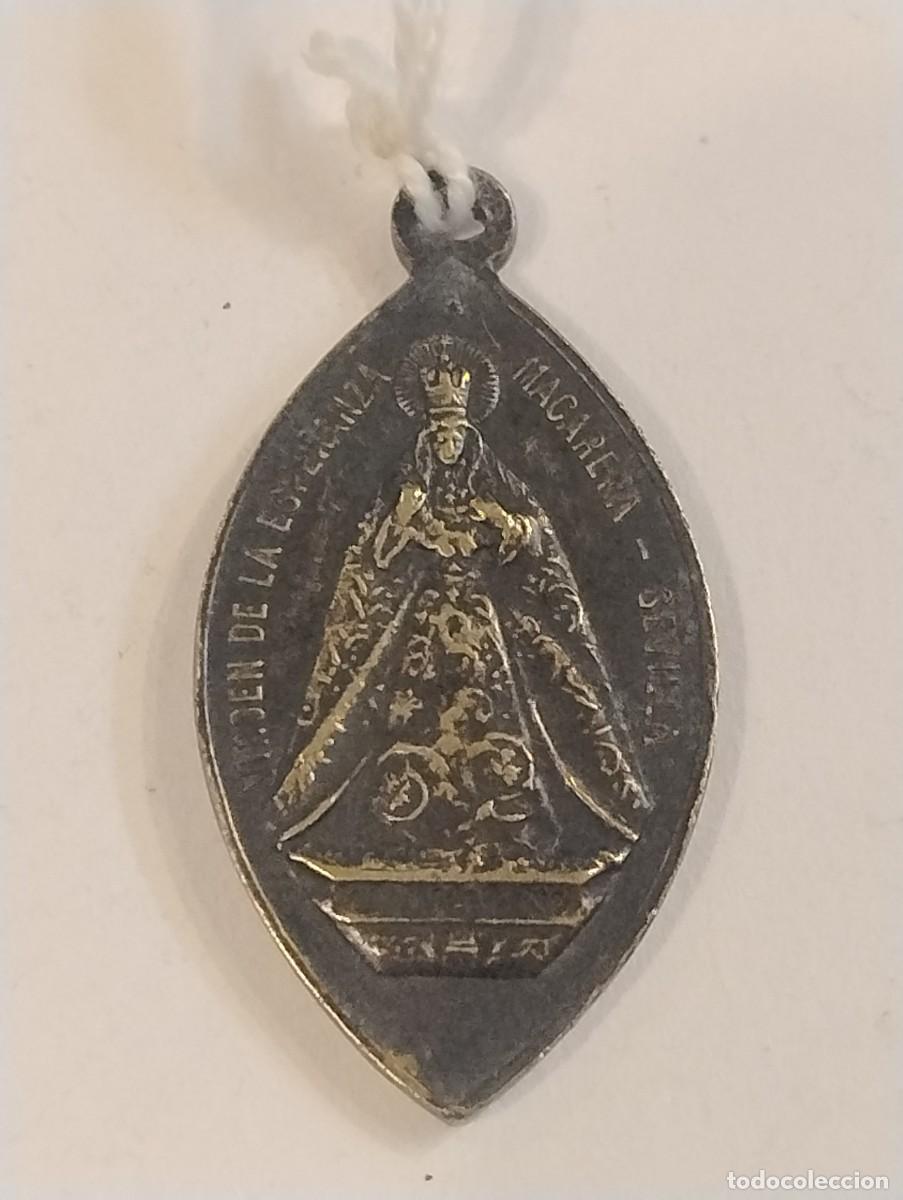 Antiquit&eacute;s: Preciosa medalla antigua La Macarena y la Esperanza. Semana Santa 4 x 2 cm