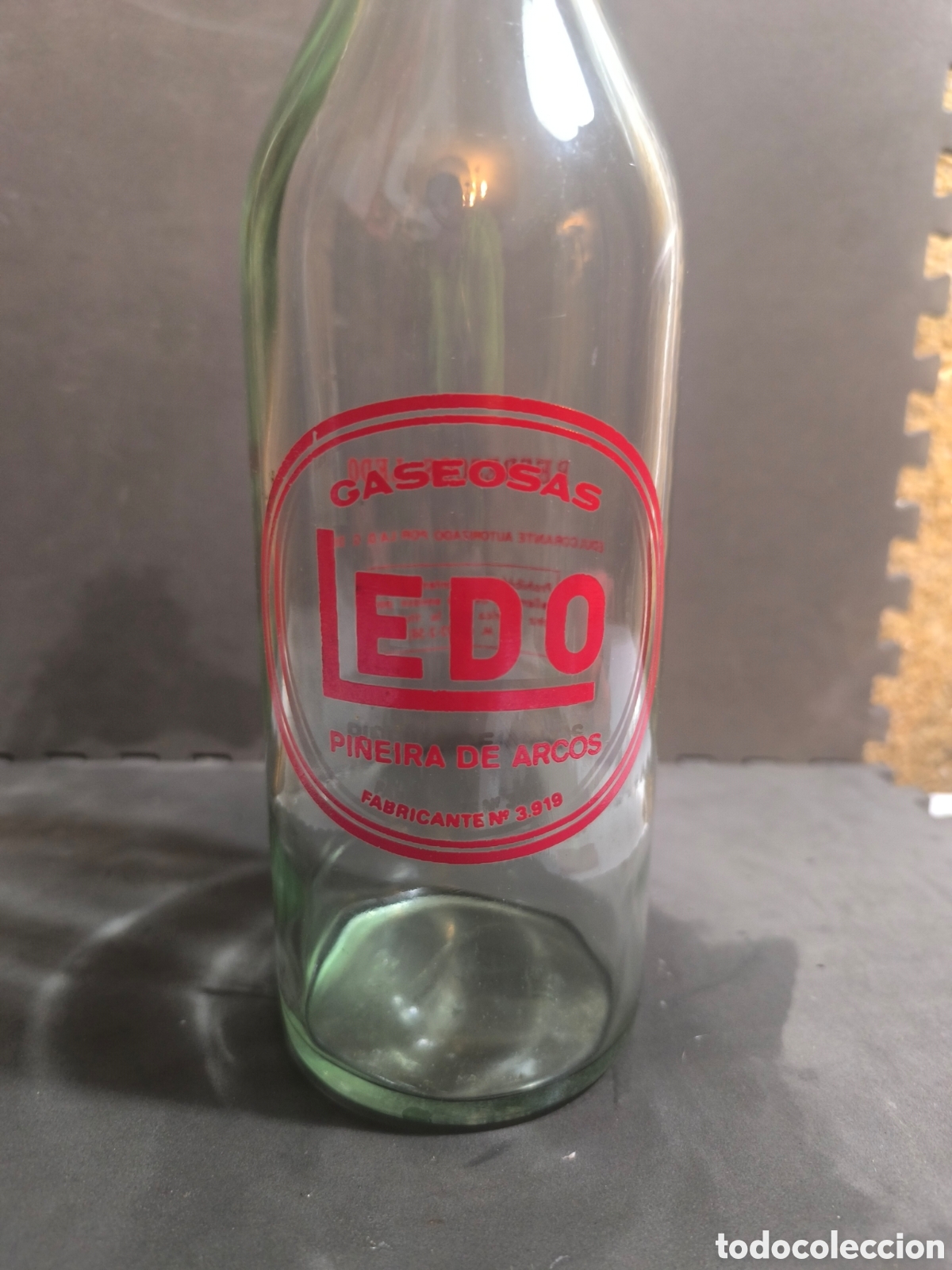 Antig&uuml;edades: Botella antigua de gaseosa