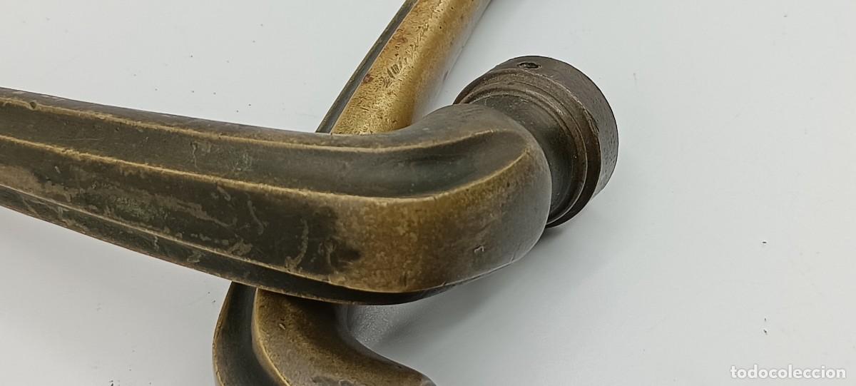 Antig&uuml;edades: Antiguas Manillas Bronce Art D&eacute;co - Foto 3