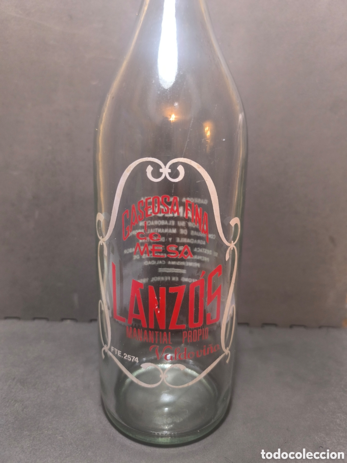Antig&uuml;edades: Botella antigua de gaseosa - Foto 1
