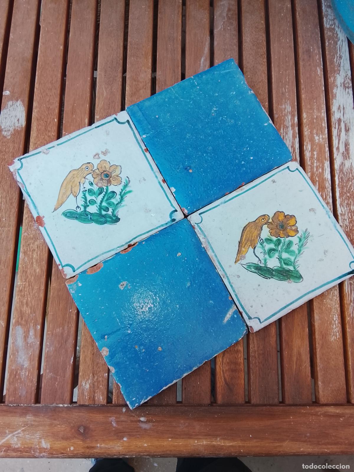 Antig&uuml;edades: Lote 4 Azulejos Antiguos de Manises S. XVIII-XIX - Serie Popular del &rdquo;Pardalot&rdquo;