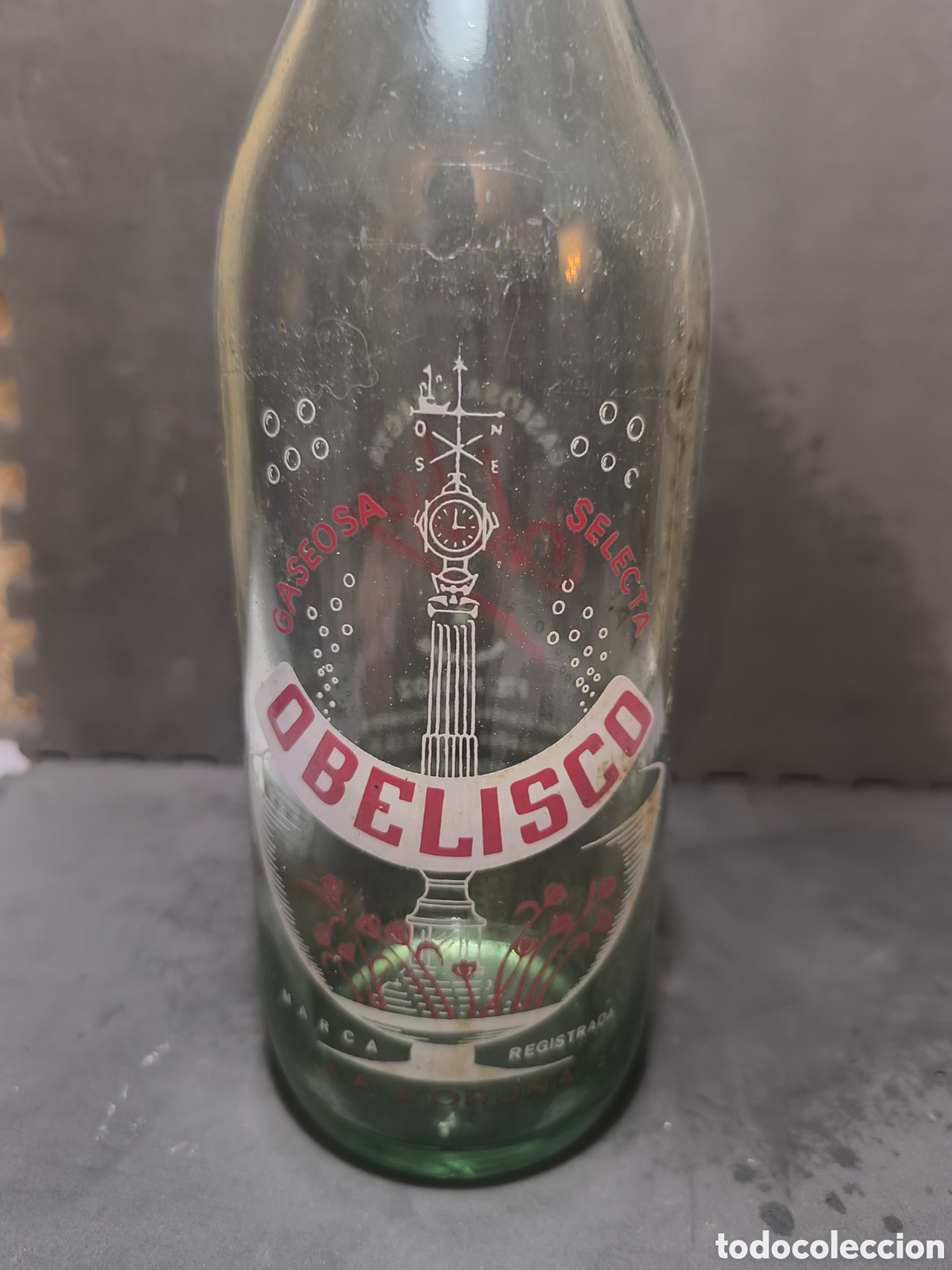 Antig&uuml;edades: Botella antigua de gaseosa