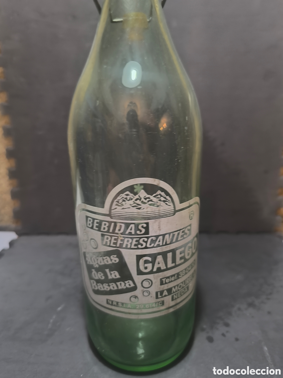 Antig&uuml;edades: Botella antigua de gaseosa