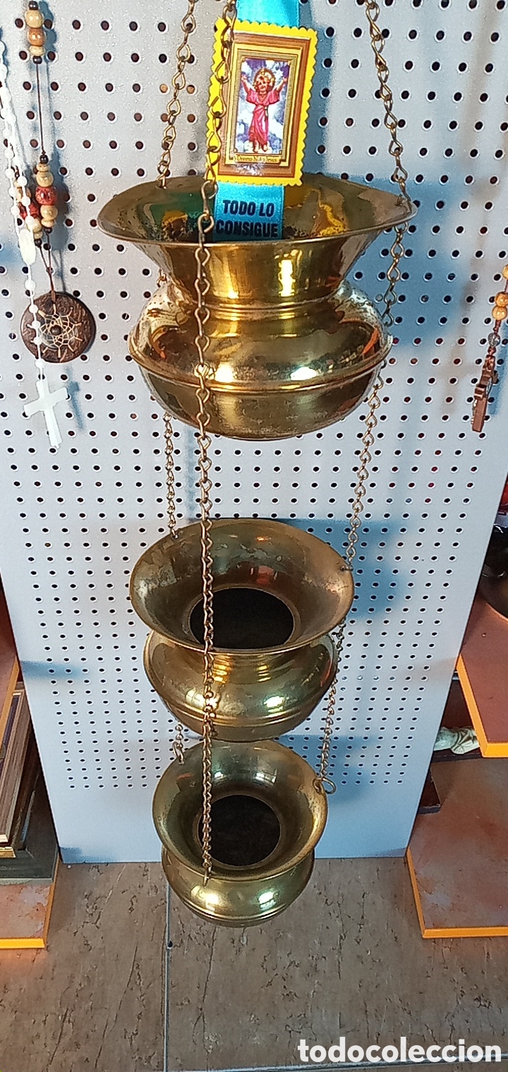 Antig&uuml;edades: MACETEROS 3 DE LAT&Oacute;N O SIMILAR MUY BONITOS