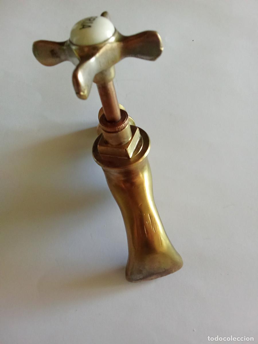 Antig&uuml;edades: Antiguo grifo de ba&ntilde;era en bronce - Foto 8