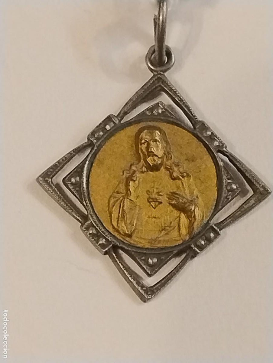 Antig&uuml;edades: Antigua medalla del Sagrado Coraz&oacute;n de Jes&uacute;s. Unos 2,50 x 2,50 cm