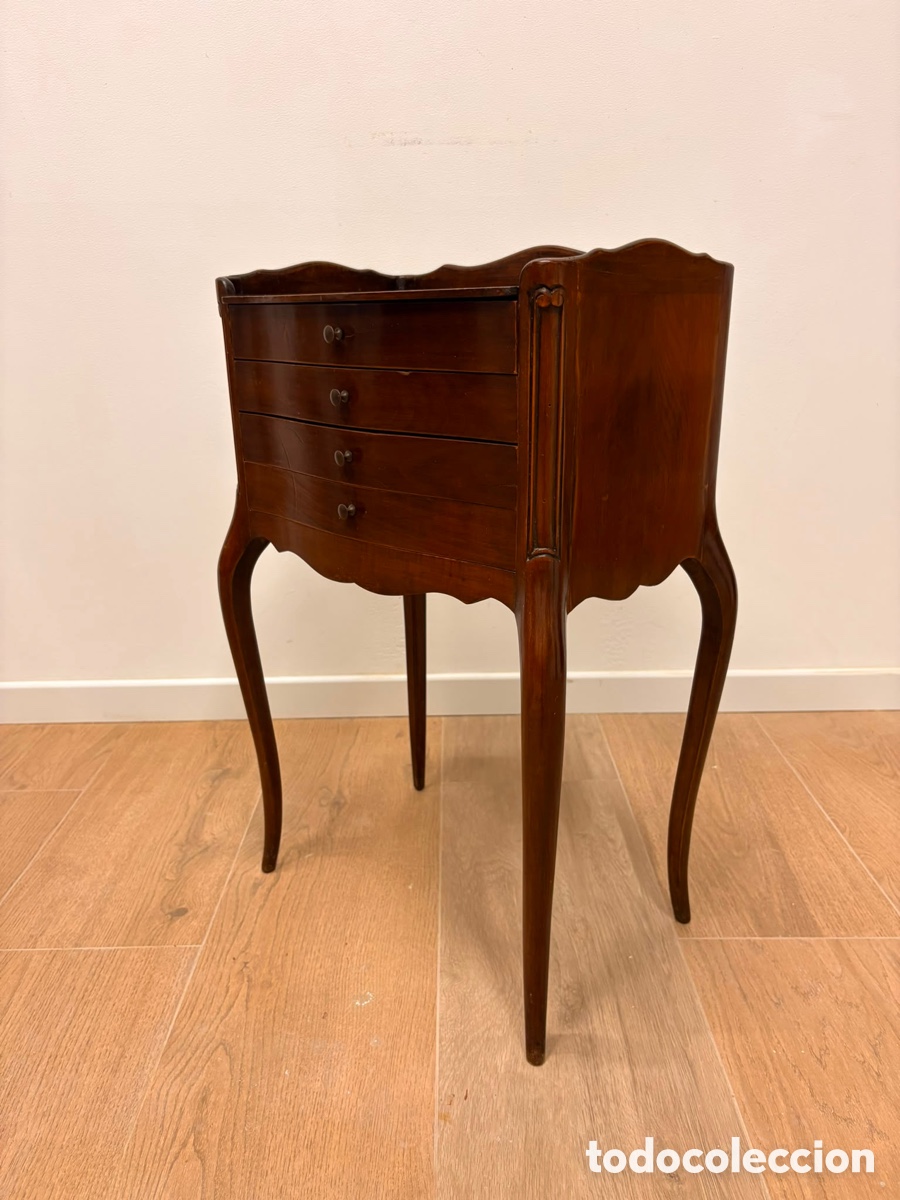 Antig&uuml;edades: Mueble auxiliar / costurero antiguo de madera