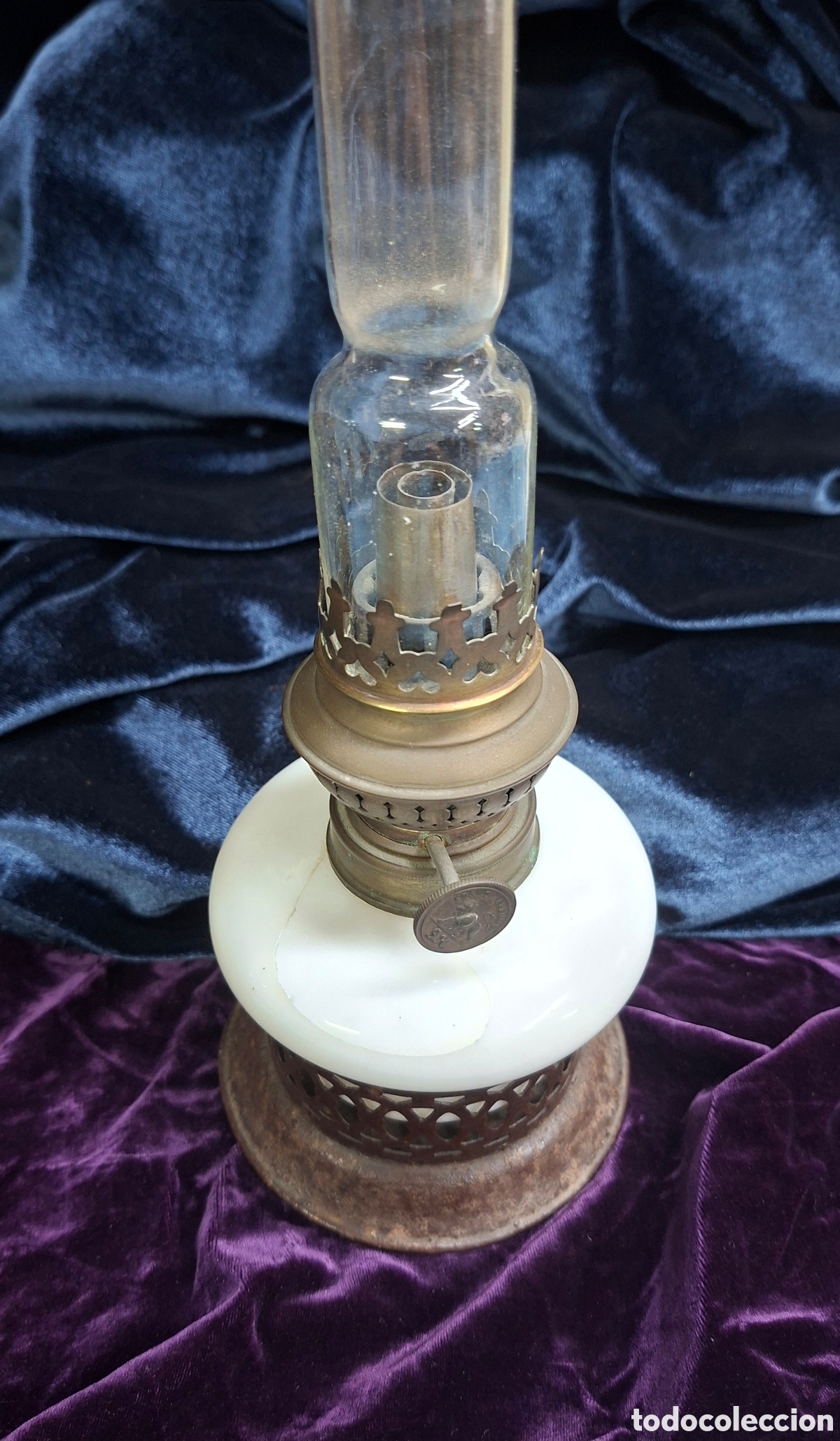 Antig&uuml;edades: Antiguo quinqu&eacute; de petr&oacute;leo / l&aacute;mpara de aceite - Siglo XIX