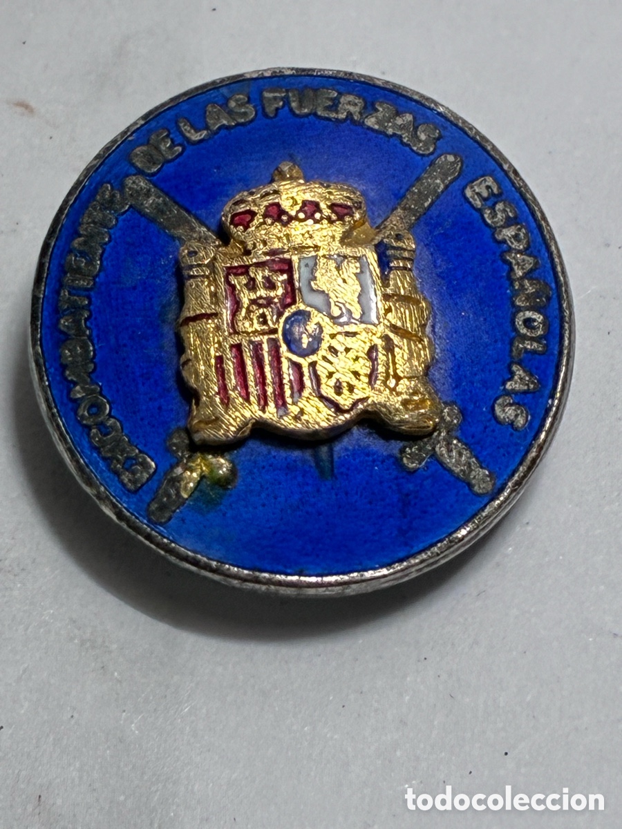 Antig&uuml;edades: Pin de solapa Excombatiente de las fuerzas espa&ntilde;olas y esmalte antiguo/pin8