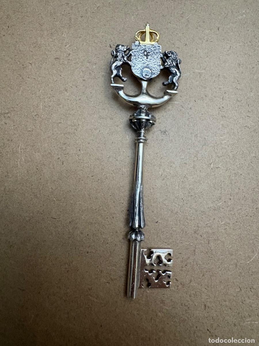 Antig&uuml;edades: Llave de plata con escudo her&aacute;ldico - Foto 5