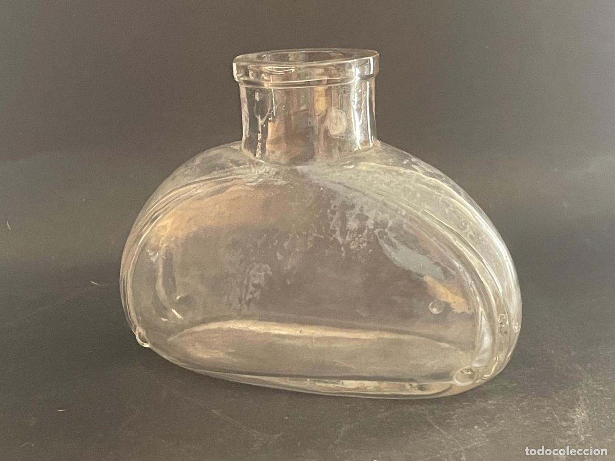 Antig&uuml;edades: BOTELLA DE CRISTAL PARA PERFUME