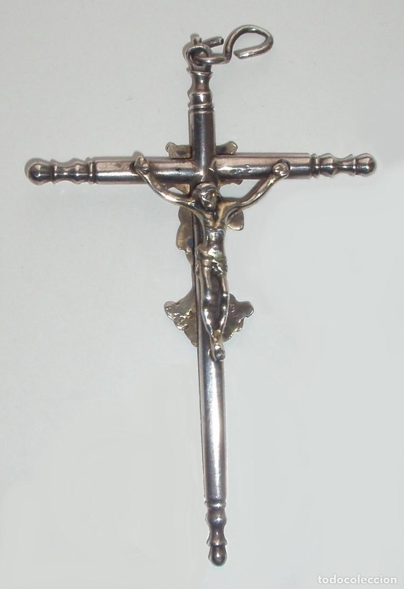 Antig&uuml;edades: CRUZ DE PLATA. ESPA&Ntilde;A, SIGLO XVIII.