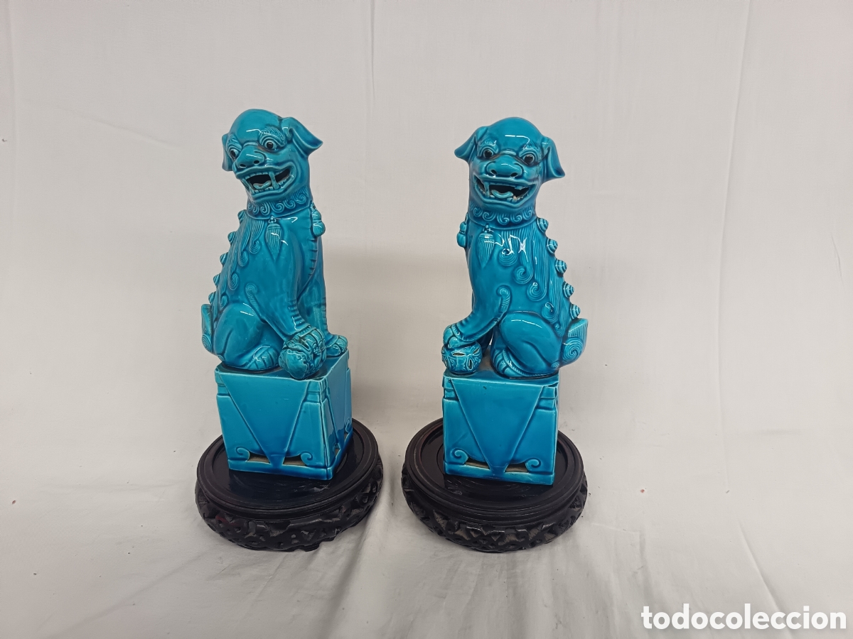 Antig&uuml;edades: ANTIGUOS PERROS FOO, PORCELANA CHINA, AZUL TURQUESA. 26 CM, A&Ntilde;OS 50-60