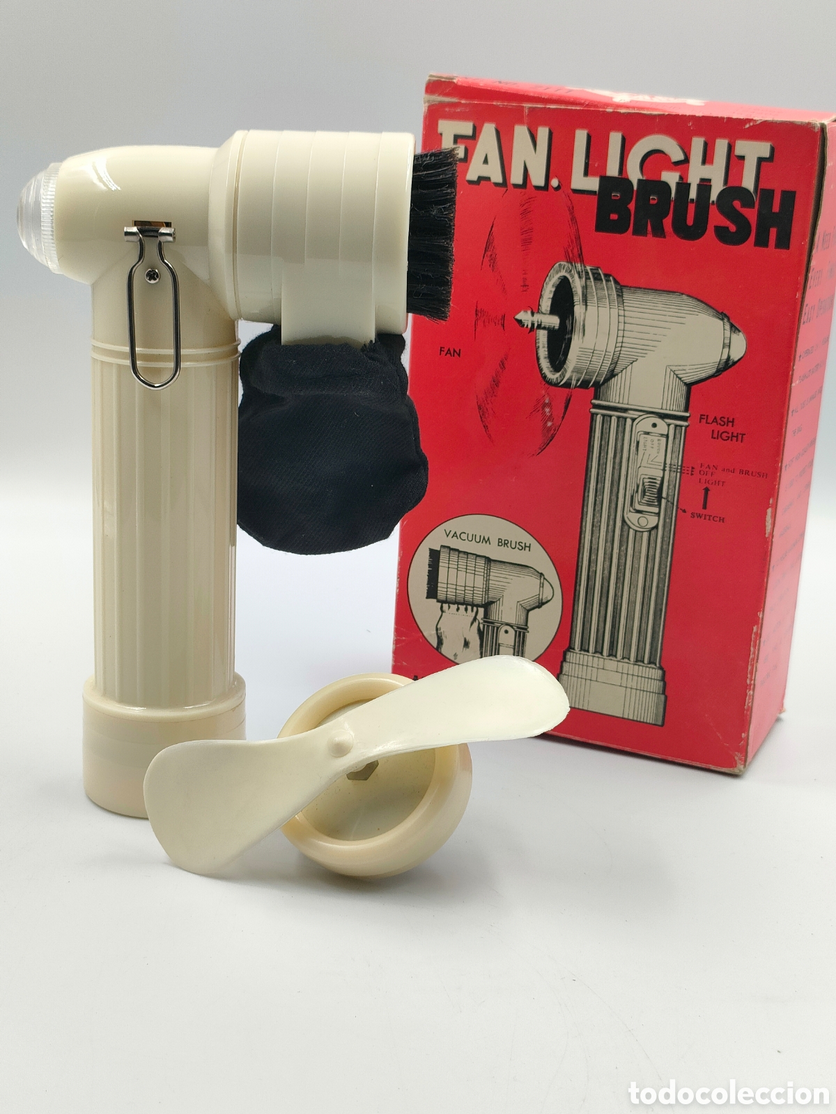Antig&uuml;edades: Ventilador port&aacute;til, linterna y cepillo de coleccionismo retro/vintage de la marca Pilot Star