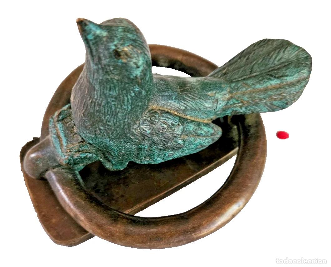 Antig&uuml;edades: HEURTOIR DE PORTE DECOR OISEAU EN BRONZE - Foto 6