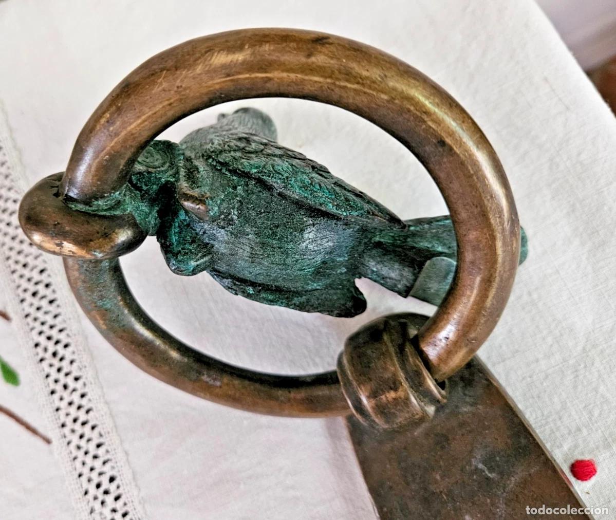 Antig&uuml;edades: HEURTOIR DE PORTE DECOR OISEAU EN BRONZE - Foto 7