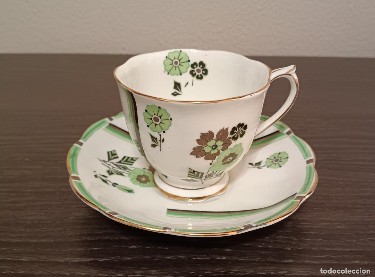 Antig&uuml;edades: RARO SERVICIO DE CAF&Eacute;(TAZA+PLATILLO)DE PORCELANA FINA, ANTIGUO DE 1930,DE ROYAL ALBERT, PATR&Oacute;N LIDO