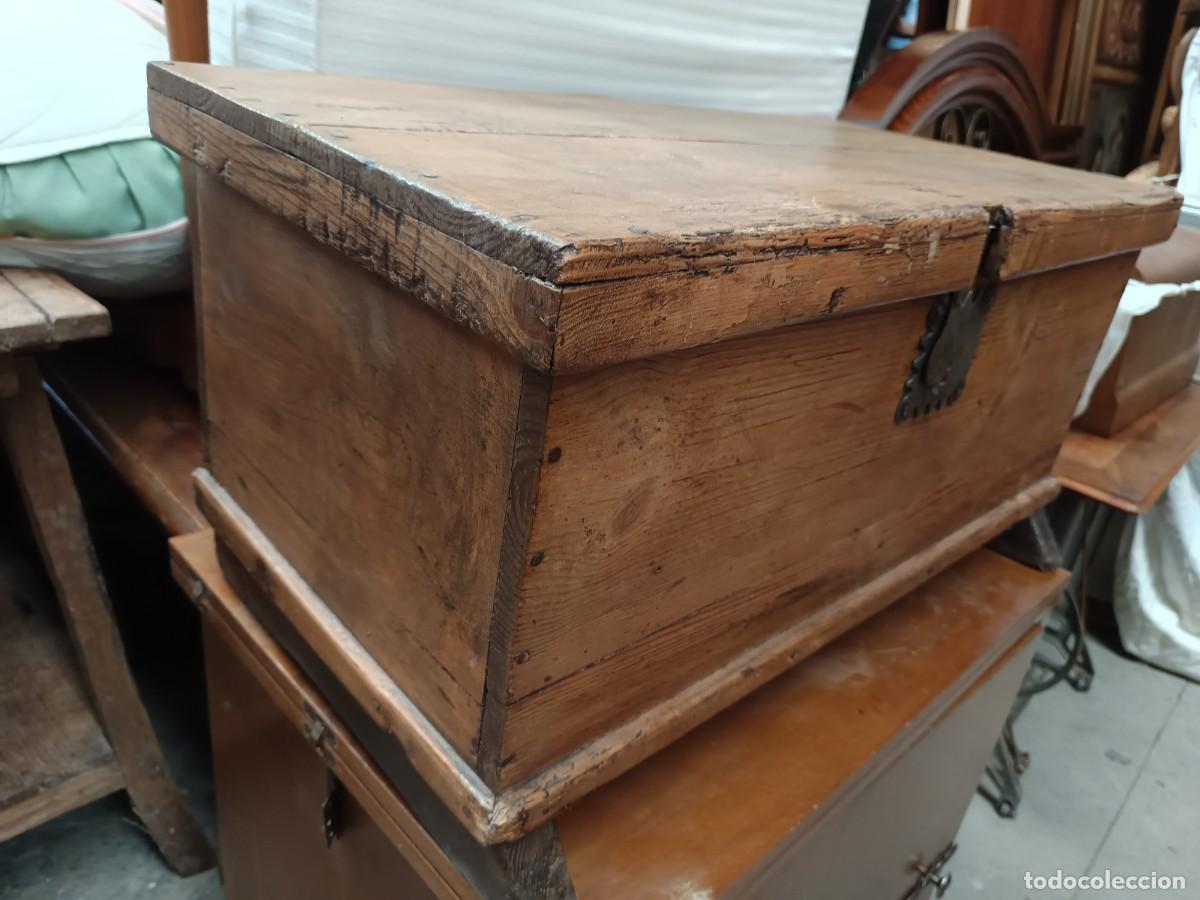 Antig&uuml;edades: BA&Uacute;L ANTIGUO CON HERRAJE - Foto 3