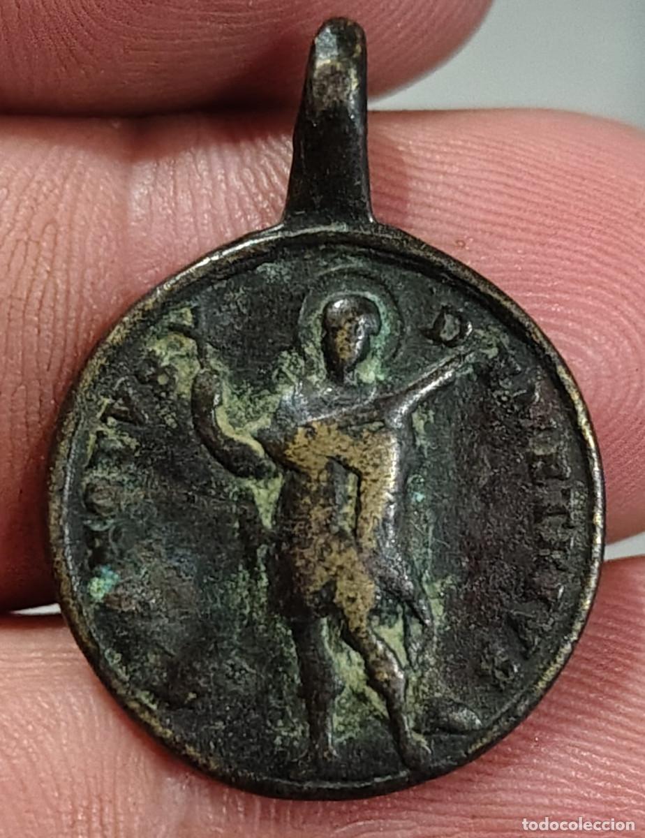 Antig&uuml;edades: XS- MEDALLA San Demetrio, San Natal y San Mhad... 21x30 mm ANILLA GIRADA