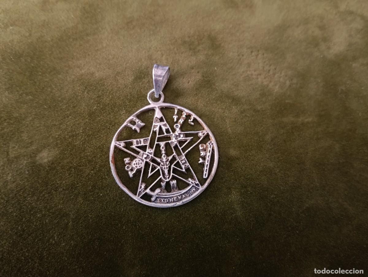 Antig&uuml;edades: BONITO COLGANTE EN PLATA DE LEY - ESTRELLA DE TETRAGRAMMATON