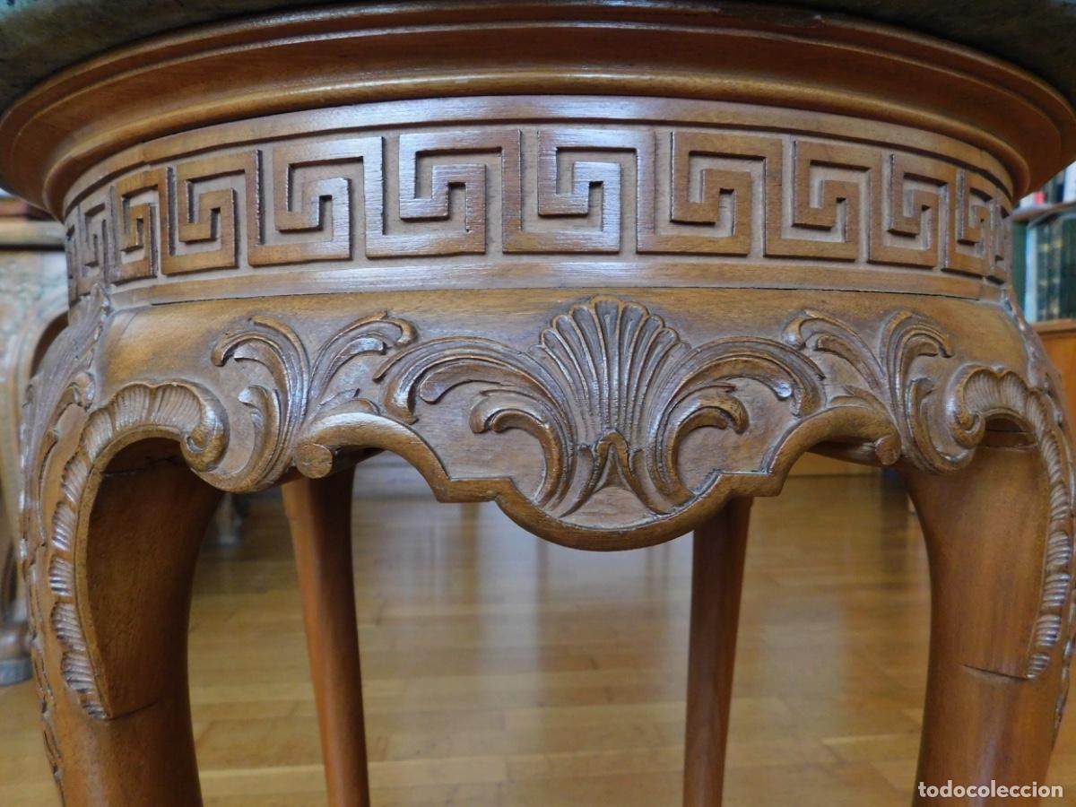 Antig&uuml;edades: Mesa auxiliar redonda Estilo Rococo Luis XV - Foto 3