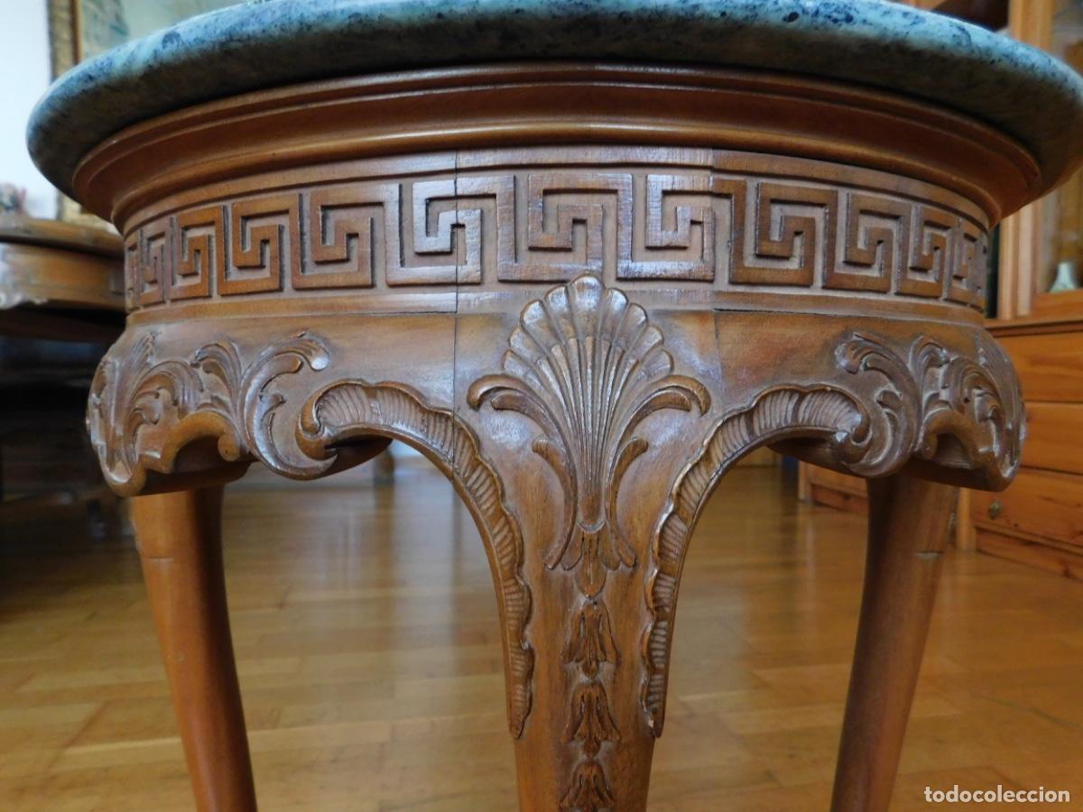 Antig&uuml;edades: Mesa auxiliar redonda Estilo Rococo Luis XV - Foto 2