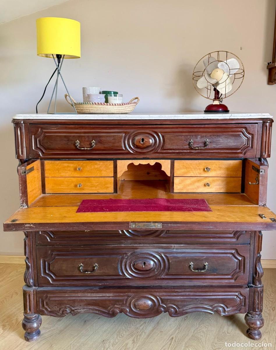 Antig&uuml;edades: C&oacute;moda escritorio de madera antigua - Foto 4