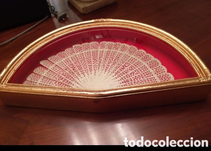 Antiquit&eacute;s: Precioso abanico de hueso SIGLO XIX en bonita abaniquera