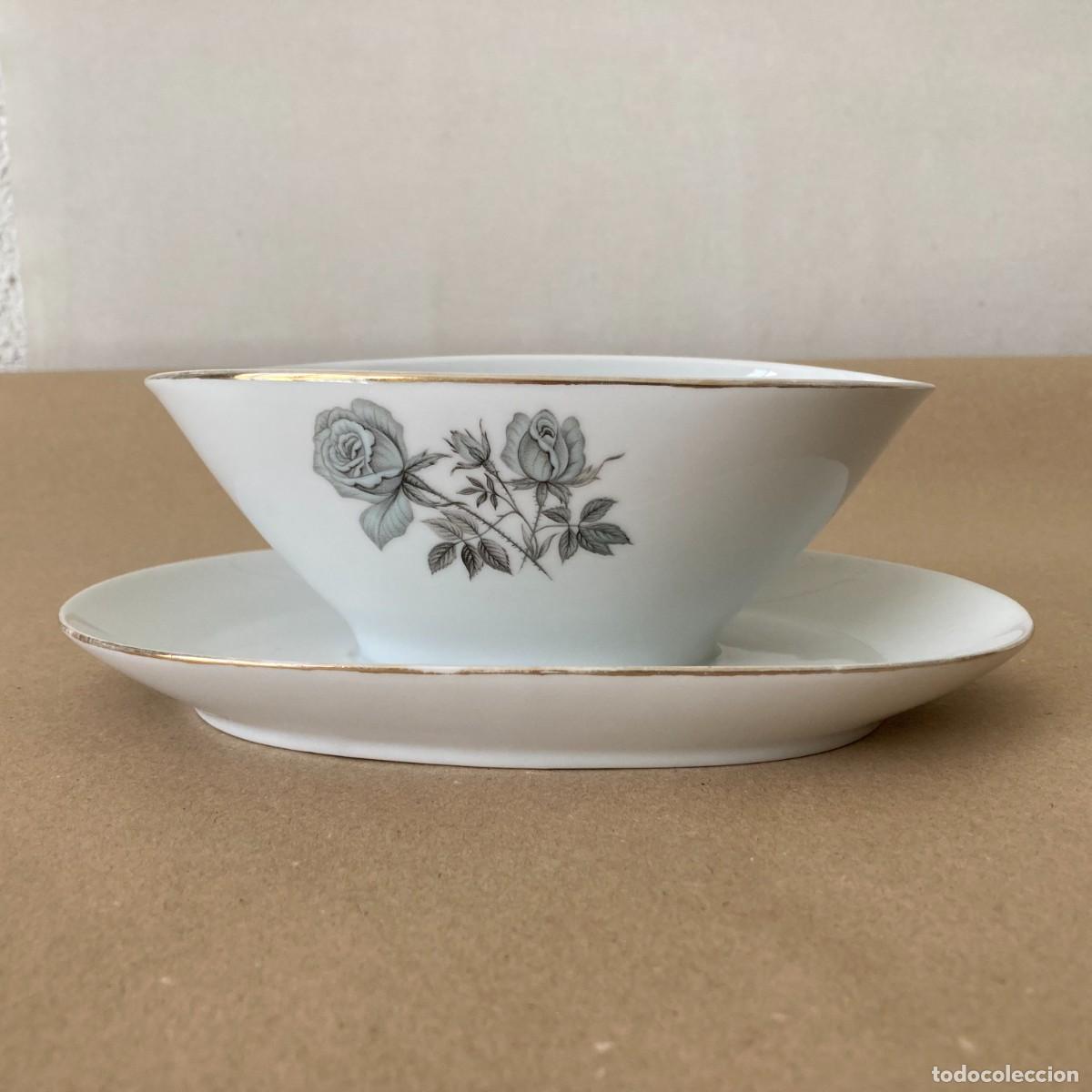 Antig&uuml;edades: SALSERA PORCELANA VAJILLA FLORES FILO DORADO, CON SELLO CORAZ&Oacute;N, PLATO O FUENTE