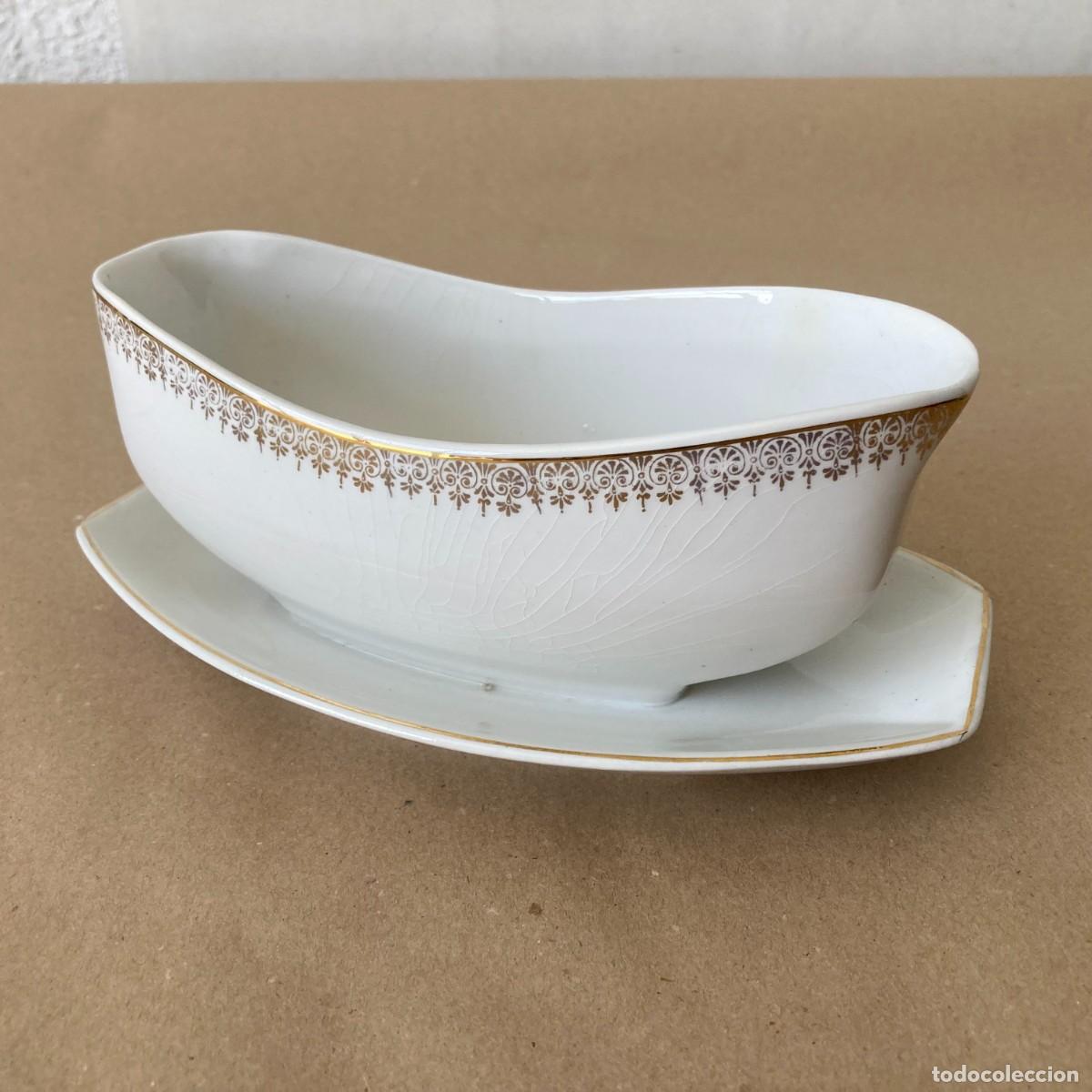 Antig&uuml;edades: SALSERA PORCELANA VAJILLA CENEFA GEOM&Eacute;TRICA Y FILO DORADO, CON SELLO CRUZ, PLATO O FUENTE