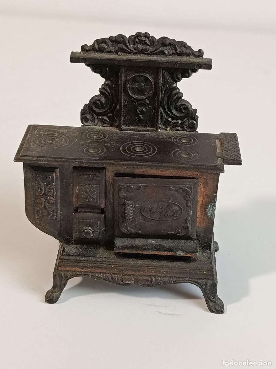 Antig&uuml;edades: SACAPUNTAS ANTIGUO COCINA CON FOGON.PLAYME