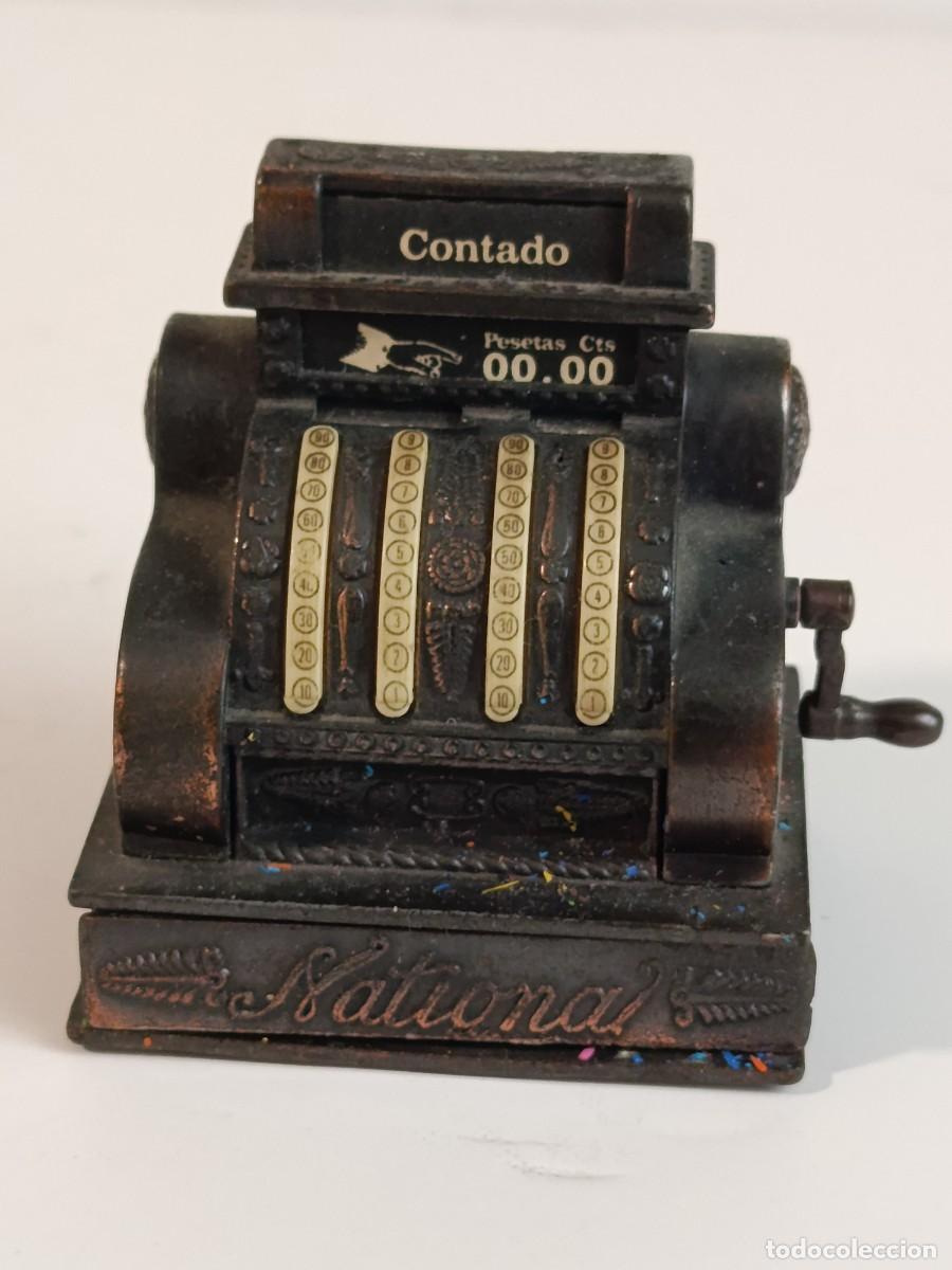 Antig&uuml;edades: SACAPUNTAS ANTIGUO CAJA REGISTRADORA. PLAYME