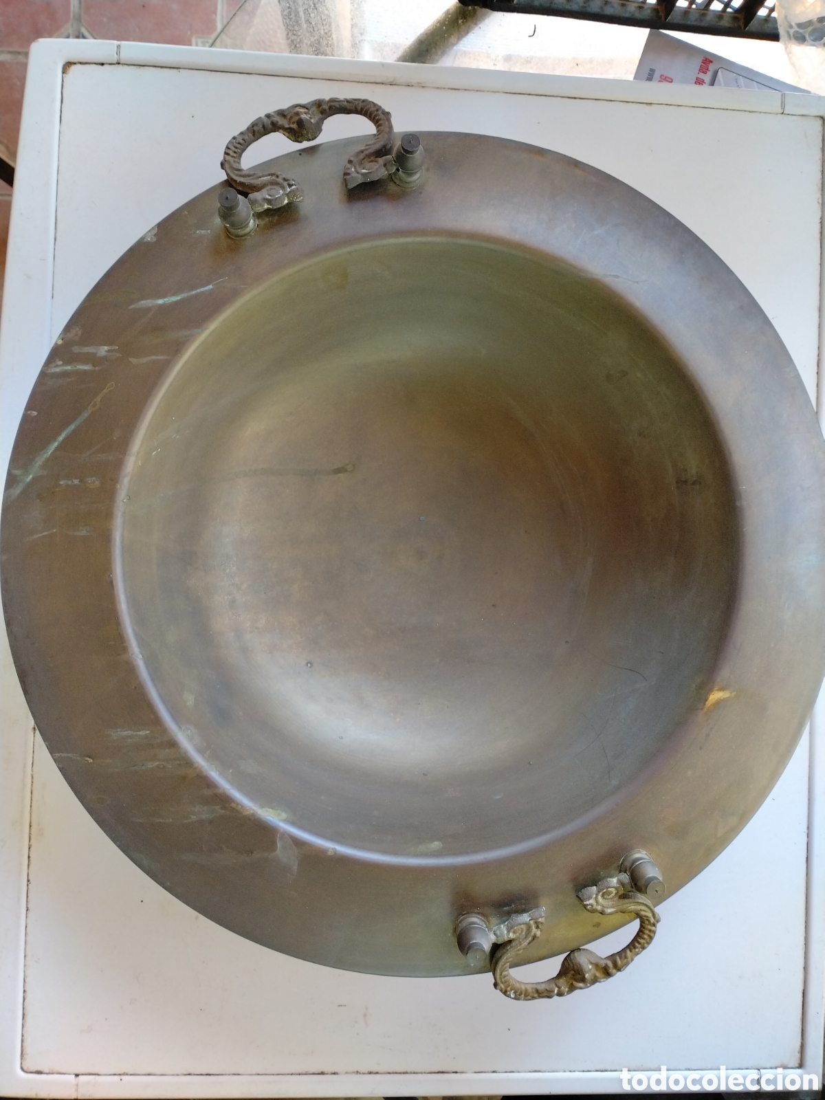 Antig&uuml;edades: BRASERO EN BRONCE - RECIPIENTE PARA ASCUAS - MIDE 42 CM DI&Aacute;METRO X 10 CM FONDO. NUEVO.