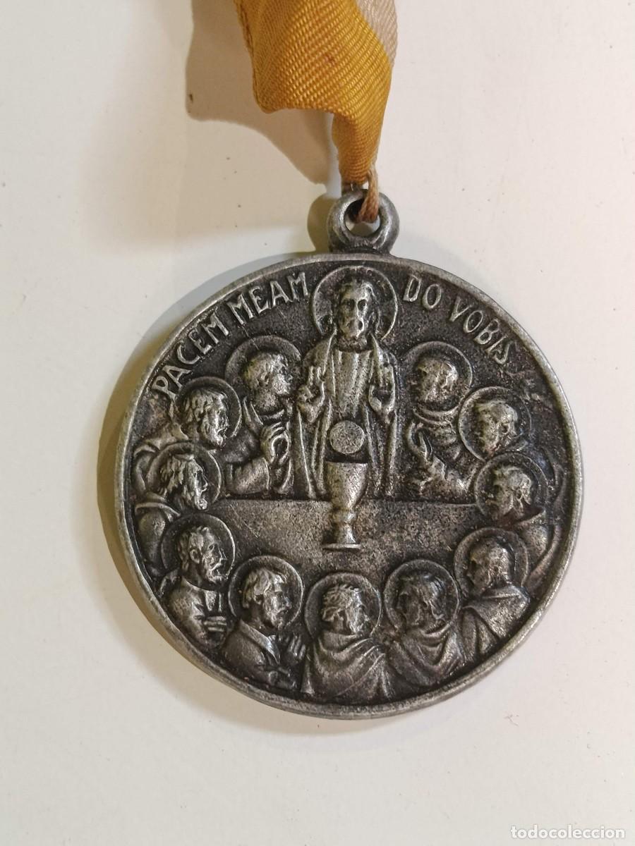 Antig&uuml;edades: Medalla congreso eucar&iacute;stico 1952 - Foto 2